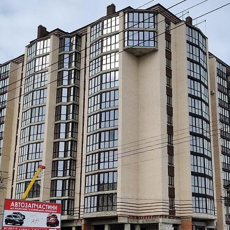 Luxury Apartments Atlant Lutsʼk المظهر الخارجي الصورة