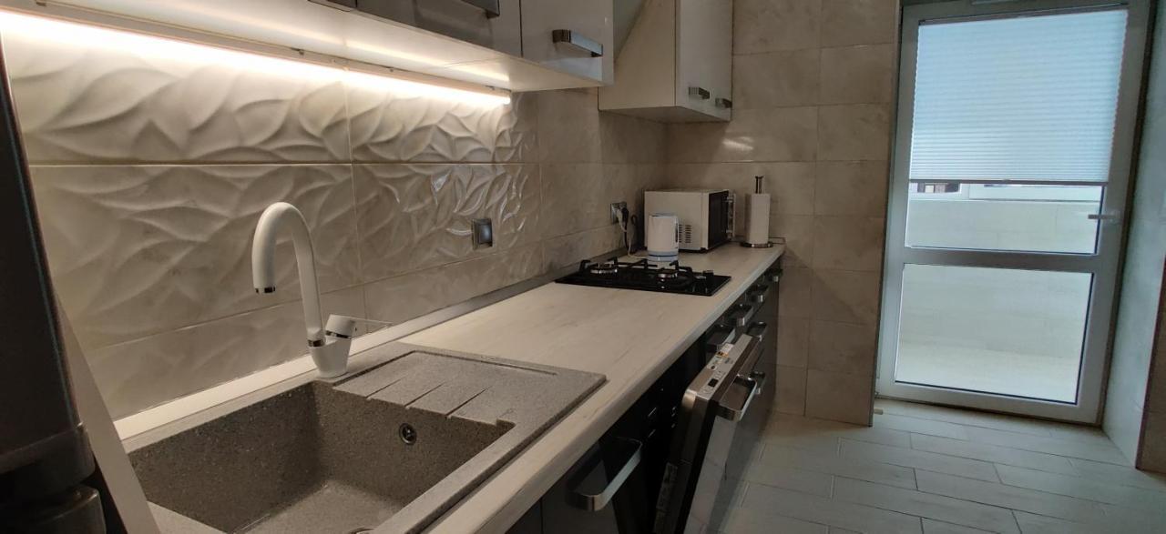 Luxury Apartments Atlant Lutsʼk المظهر الخارجي الصورة