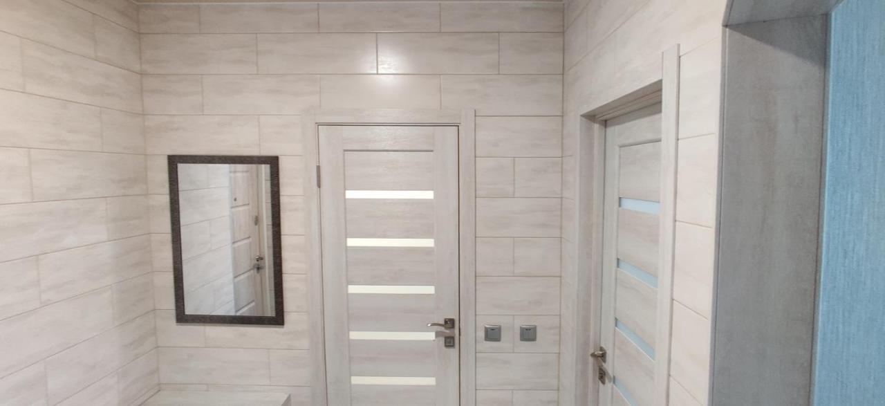 Luxury Apartments Atlant Lutsʼk المظهر الخارجي الصورة