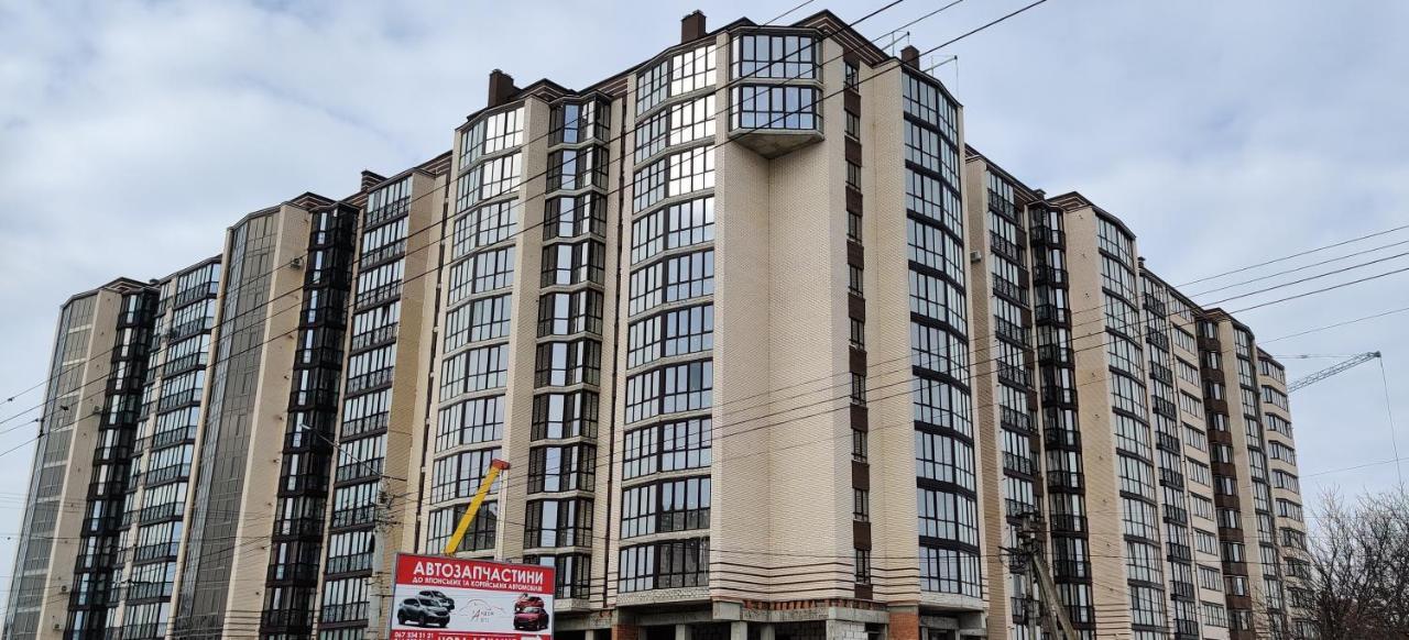 Luxury Apartments Atlant Lutsʼk المظهر الخارجي الصورة